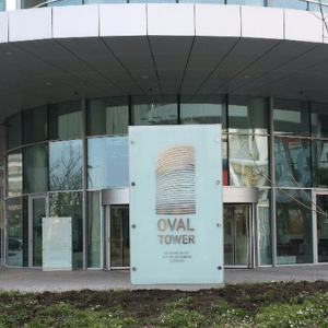Belettering en signing - Oval Tower Amsterdam - projectpagina Belettering en signing - Oval Tower Amsterdam - projectpagina
