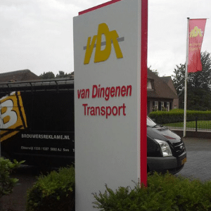 Belettering en signing - Van Dingenen Transport - projectpagina