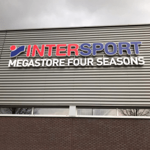 Lichtreclame in Led Intersport - Portfolio Brouwers Lichtreclame in Led Intersport - Portfolio Brouwers