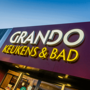 Lichtreclame Grando Hoogvliet - Portfolio Brouwers Reklame Lichtreclame Grando Hoogvliet