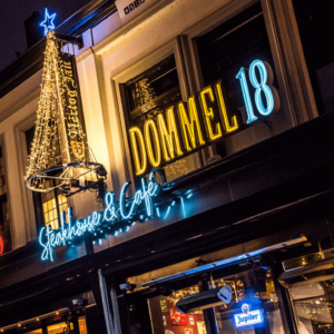 Neon lichtreclame Dommel 18 Eindhoven - galerij Neon lichtreclame Dommel 18 Eindhoven