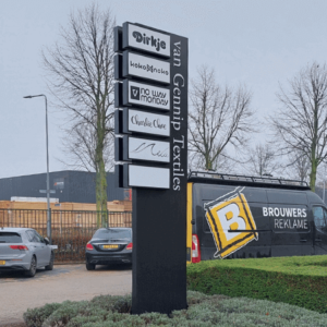 Reclamezuil voor VGT - portfolio Brouwers Reklame Reclamezuil voor Van Gennip Textiles