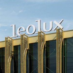 Led lichtreclame voor Leolux Experience Center - portfolio Led lichtreclame voor Leolux Experience Center