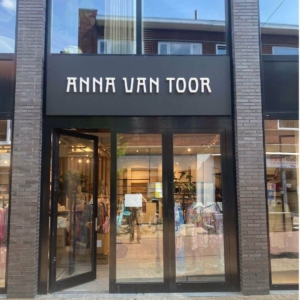 Signing voor Anna van Toor Barneveld- Galerie Signing voor Anna van Toor Barneveld-