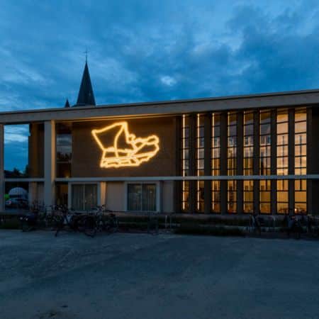 Led lichtreclame voor Dorpshuis Son en Breugel - Brouwers Reklame - vooraanzicht midden