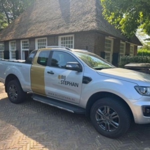 Autobelettering Auberge Eeckaerde Bij Stephan - Brouwers Reklame Autobelettering Auberge Eeckaerde Bij Stephan - Brouwers Reklame