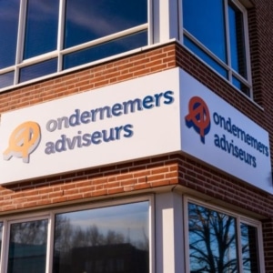 Led Lichtreclame Ondernemersadviseurs Eindhoven - galerie Brouwers Reklame