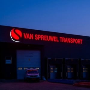 Led Lichtreclame Van Spreuwel Transport Eindhoven- galerie Brouwers Reklame